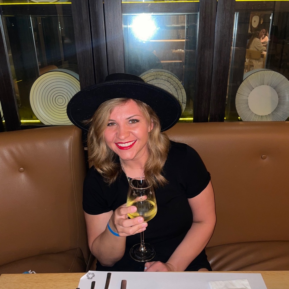 Meet your Posher, Taylor